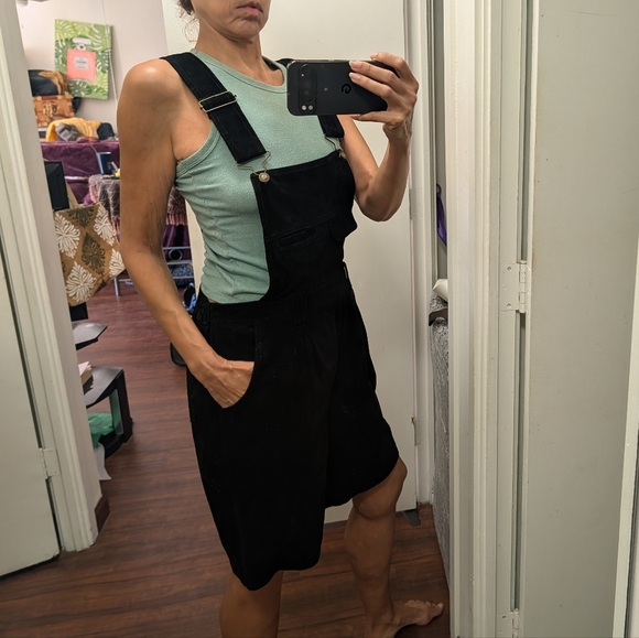 Express Compagnie Internationale Vtg 90s Black Suede Overall Shorts size L - Picture 4 of 16